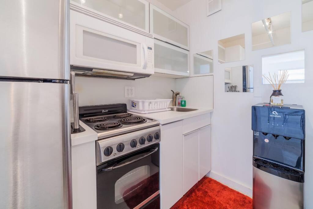 2 Bedroom On The Beach ! Miami Beach Buitenkant foto